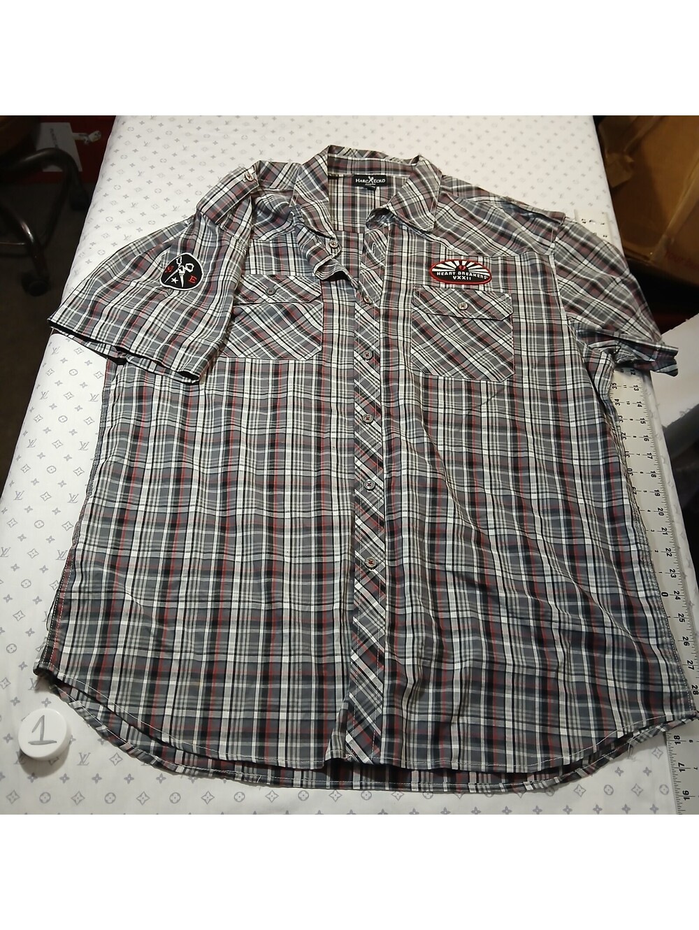 Marc Ecko Streetwear Plaid Button Up Shirt Men XXL Gray Red Short Sleeve